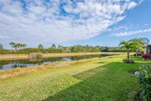 15433 Santa Pola Dr, Wimauma, FL 33598 - Photo 23