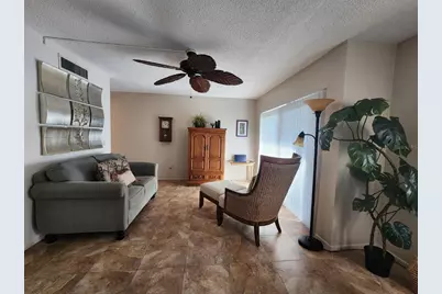 2132 Lakewood Club Drive S #8B, Saint Petersburg, FL 33712 - Photo 7