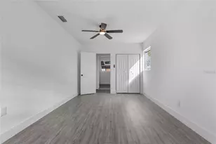 541 E Lime St, Tarpon Springs, FL 34689 - Photo 21