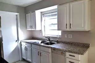11528 107th Ave, Largo, FL 33778 - Photo 5