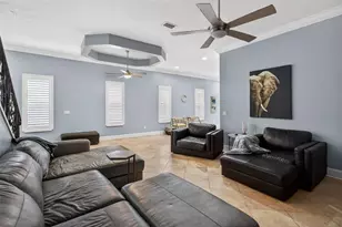 5601 Bayshore Blvd, Tampa, FL 33611 - Photo 9