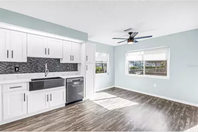 9049 Antigua Drive, Seminole, FL 33777 - Photo 17