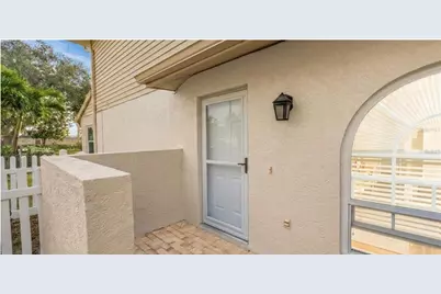 9049 Antigua Drive, Seminole, FL 33777 - Photo 3