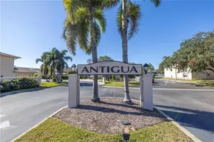 9049 Antigua Dr, Seminole, FL 33777 - Photo 9