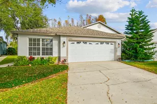 19204 Weymouth Dr, Land O Lakes, FL 34638 - Photo 3