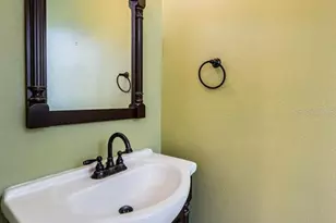 605 Vallance Way NE, Saint Petersburg, FL 33716 - Photo 19