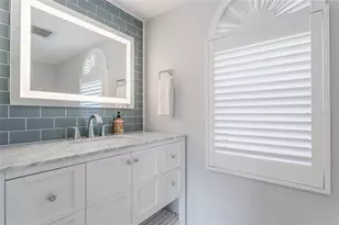 3901 13th Way NE, Saint Petersburg, FL 33703 - Photo 15