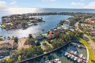 1323 Snell Harbor Dr NE, Saint Petersburg, FL 33704 - Photo 29