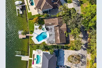 1323 Snell Harbor Drive NE, Saint Petersburg, FL 33704 - Photo 33