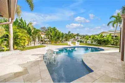 145 Bay Point Drive NE, Saint Petersburg, FL 33704 - Photo 35