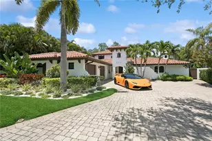 145 Bay Point Dr NE, Saint Petersburg, FL 33704 - Photo 57
