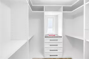 145 Bay Point Dr NE, Saint Petersburg, FL 33704 - Photo 33