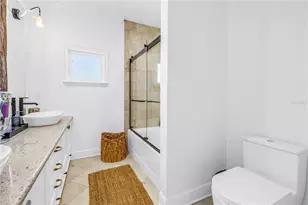 145 Bay Point Dr NE, Saint Petersburg, FL 33704 - Photo 41