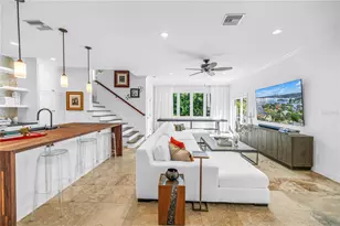 145 Bay Point Dr NE, Saint Petersburg, FL 33704 - Photo 19