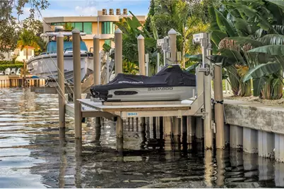 145 Bay Point Drive NE, Saint Petersburg, FL 33704 - Photo 53