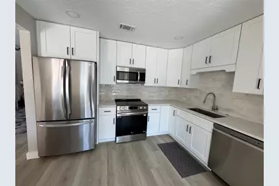 4670 33rd Avenue N, Saint Petersburg, FL 33713 - Photo 15