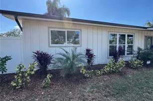 4670 33rd Ave N, Saint Petersburg, FL 33713 - Photo 3