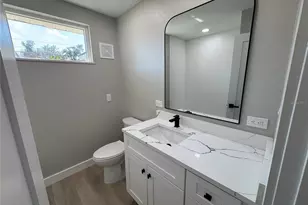 4670 33rd Ave N, Saint Petersburg, FL 33713 - Photo 31
