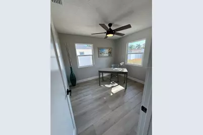 4670 33rd Avenue N, Saint Petersburg, FL 33713 - Photo 27