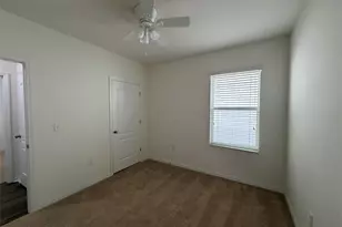 10212 Hawk Storm Ave, Tampa, FL 33610 - Photo 19