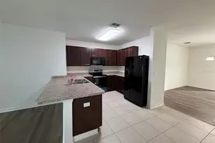 10212 Hawk Storm Ave, Tampa, FL 33610 - Photo 5