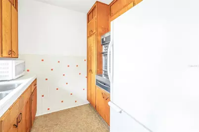 356 1/2 14th Avenue NE, Saint Petersburg, FL 33701 - Photo 7