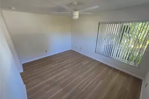 9994 83rd St, Seminole, FL 33777 - Photo 9