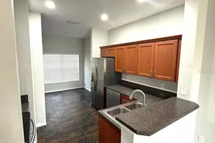 11046 Winter Crest Dr, Riverview, FL 33569 - Photo 9