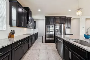 19543 Long Lake Ranch Blvd, Lutz, FL 33558 - Photo 11