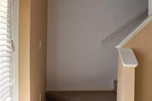 16320 Swan View Cir, Odessa, FL 33556 - Photo 9