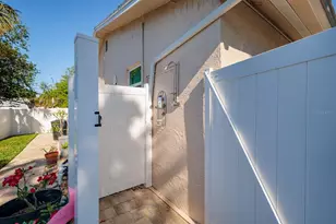 6001 19th St NE, Saint Petersburg, FL 33703 - Photo 27