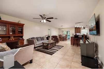 6001 19th Street NE, Saint Petersburg, FL 33703 - Photo 17