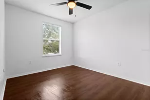 4431 Ashburn Square Dr, Tampa, FL 33610 - Photo 9