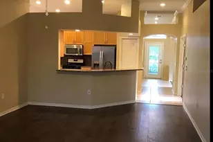 10122 Arbor Run Dr, Tampa, FL 33647 - Photo 9