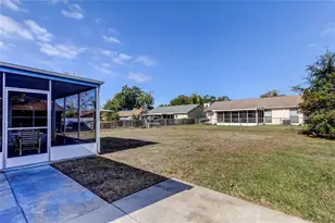 7905 Putnam Cir, New Port Richey, FL 34655 - Photo 19