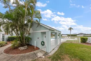 9434 Tara Cay Ct, Seminole, FL 33776 - Photo 27