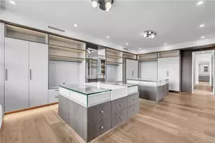 1075 31st Terrace NE, Saint Petersburg, FL 33704 - Photo 19