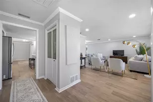 1932 Oro Ct, Clearwater, FL 33764 - Photo 15