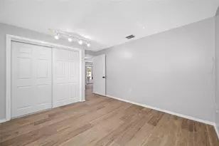 1932 Oro Ct, Clearwater, FL 33764 - Photo 55