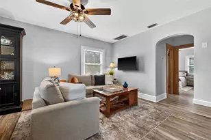 718 26th Ave N, Saint Petersburg, FL 33704 - Photo 15