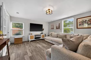 718 26th Ave N, Saint Petersburg, FL 33704 - Photo 9