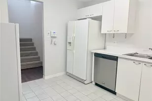 20 Emerald Bay Dr, Oldsmar, FL 34677 - Photo 5