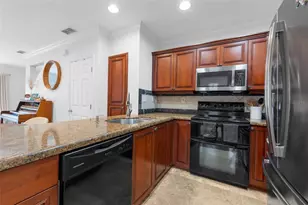 2918 W Gandy Blvd, Tampa, FL 33611 - Photo 9