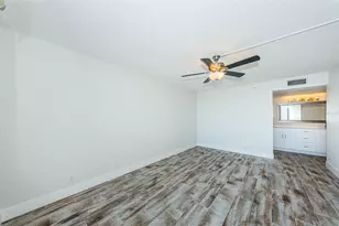 5729 Puerta Del Sol Blvd S, Saint Petersburg, FL 33715 - Photo 17