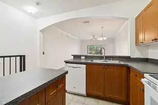 2151 Chianti Pl, Palm Harbor, FL 34683 - Photo 13