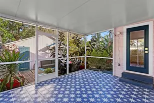 1645 15th St N, Saint Petersburg, FL 33704 - Photo 29