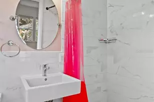 1645 15th St N, Saint Petersburg, FL 33704 - Photo 19