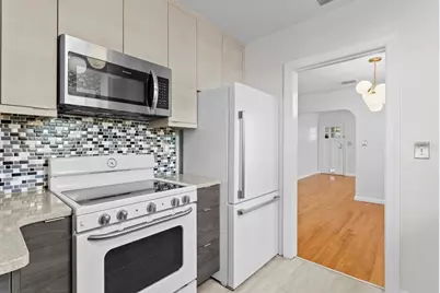 1645 15th Street N, Saint Petersburg, FL 33704 - Photo 13