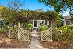 1645 15th St N, Saint Petersburg, FL 33704 - Photo 41