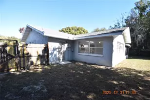 1134 SE 2nd St, Crystal River, FL 34429 - Photo 7